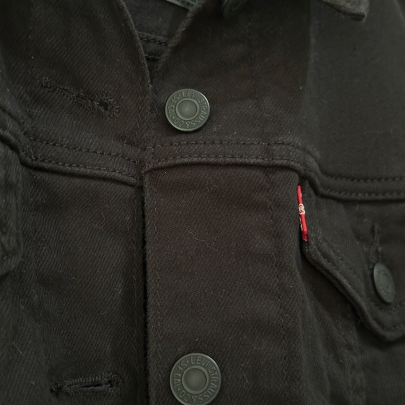 Black Denim Levi’s Jacket Size S - Picture 4 of 9